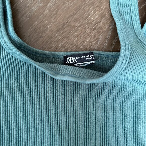 Blue Green Zara Tank Size - Picture 2 of 3